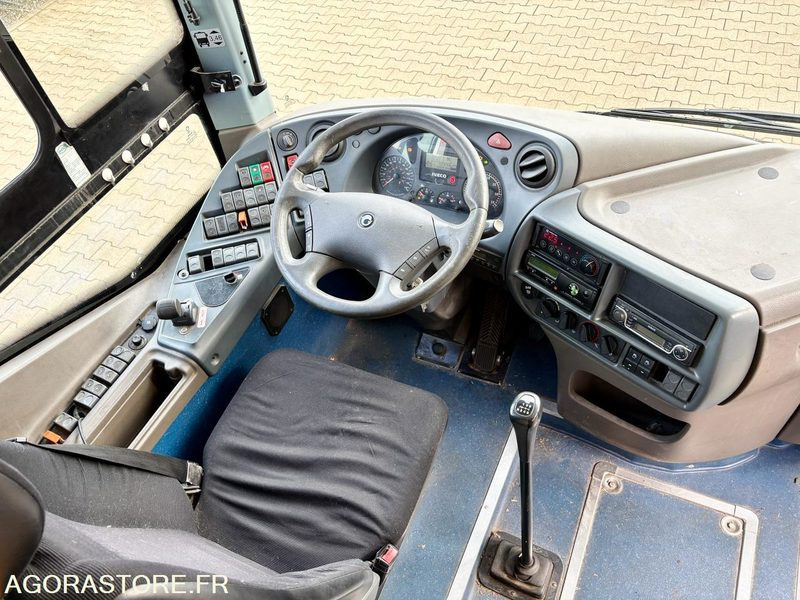 Bus scolaire Irisbus Recreo 2010 - Clim - EURO 5