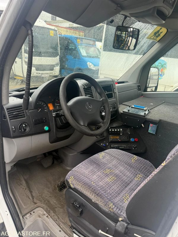 Bus urbain MERCEDES SPRINTER PMR - 2014 - 685 419km