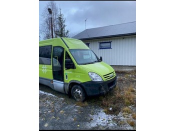Minibus, Transport de personnes Iveco 50C18: photos 1