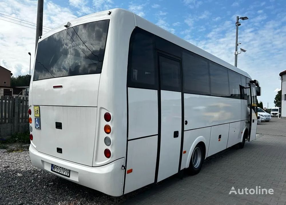 Bus interurbain Mercedes-Benz Atego: photos 3