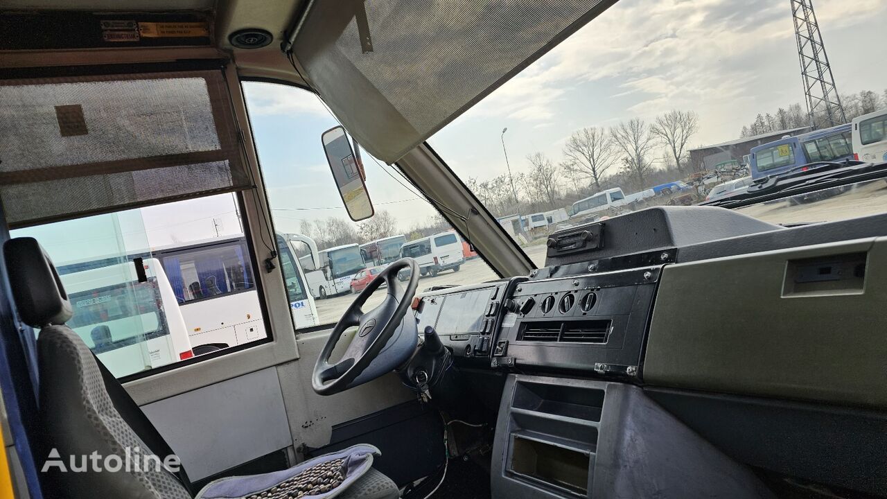 Minibus, Transport de personnes Mercedes-Benz Vario 814 815 818 - Mediano - 32 place - EXPORT: photos 11