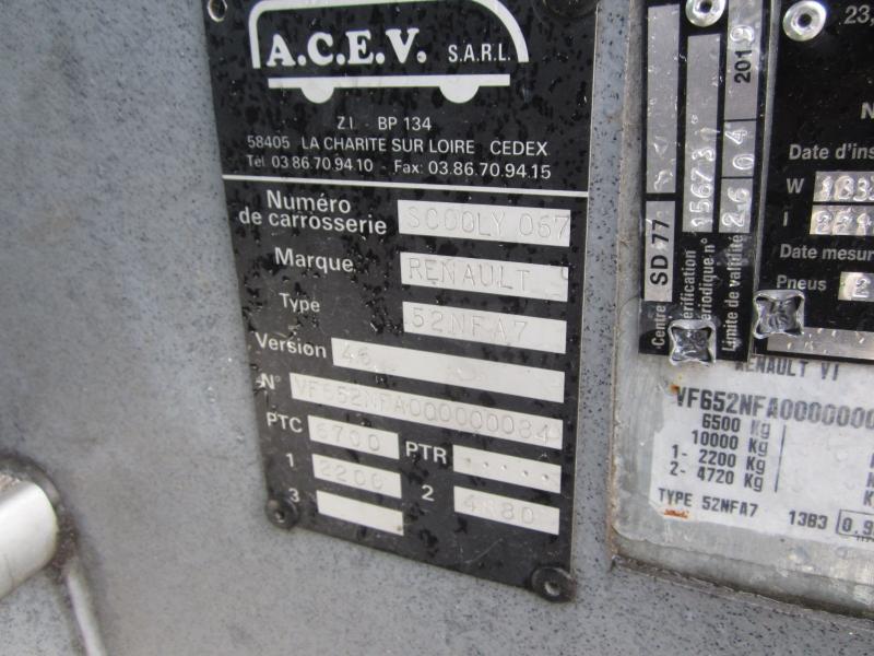 Minibus Renault Mascott 3.0 DCI 150