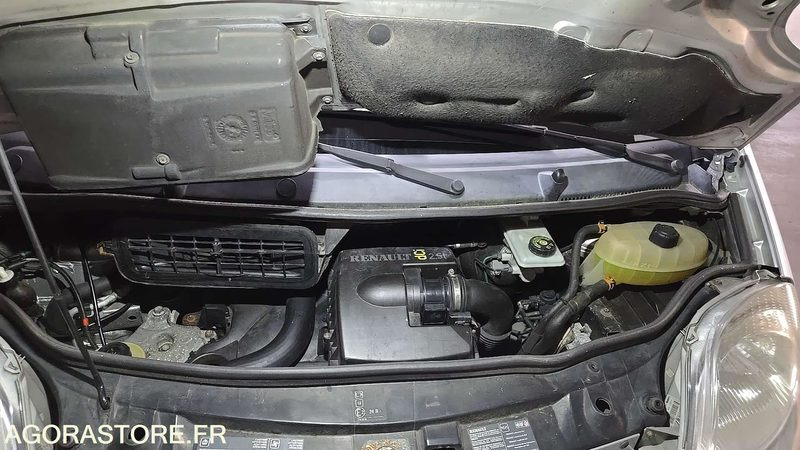 Minibus Renault Trafic - 2004 - 257907kms - 1707-XB-22