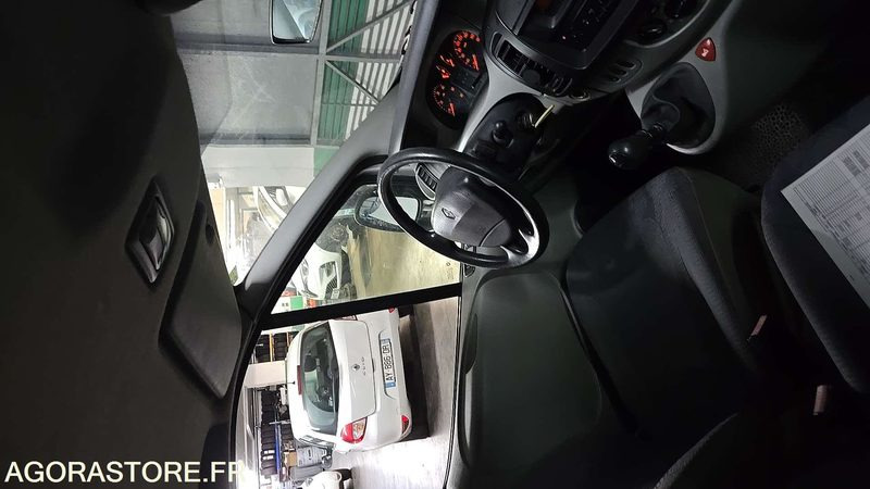 Minibus Renault Trafic - 2004 - 257907kms - 1707-XB-22