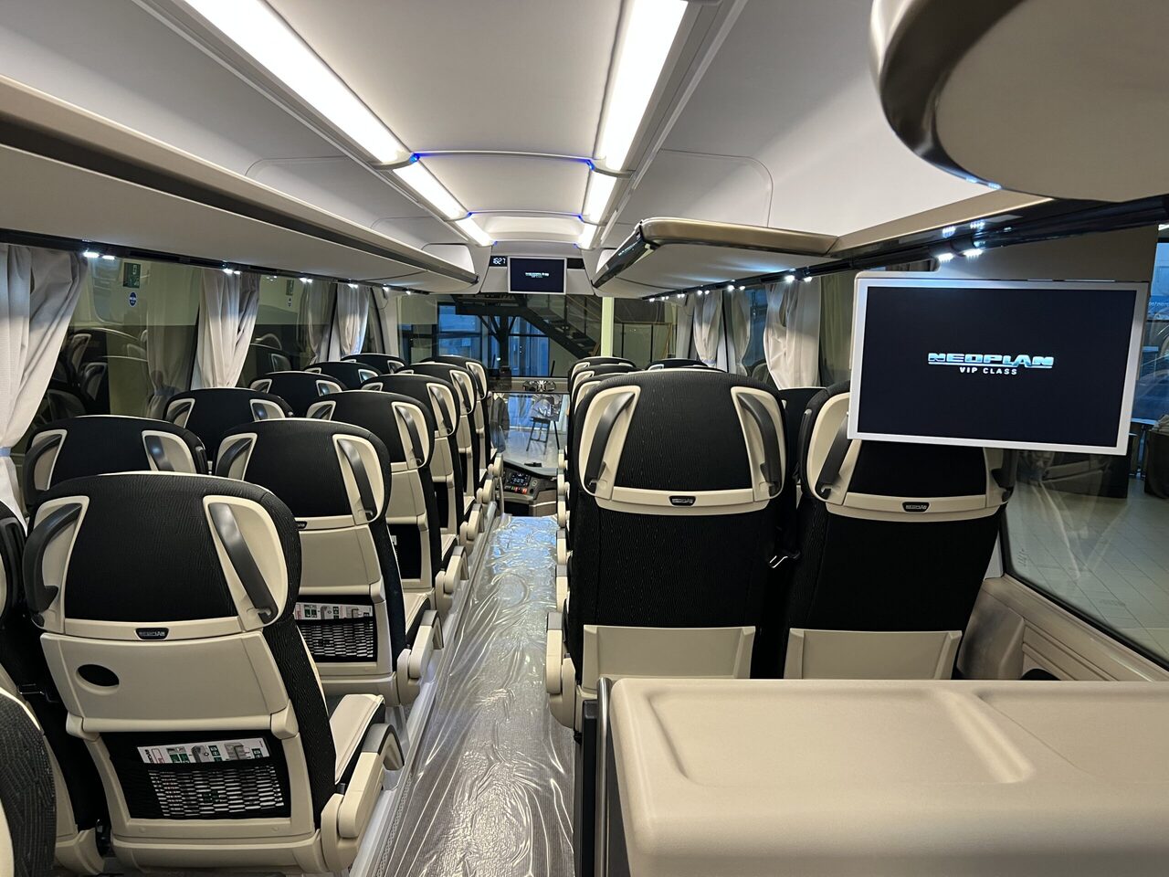 Autocar Neoplan Cityliner P15 Euro 6E V.I.P / Exclusive Class (Gräddfärgad skinnklädsel): photos 27