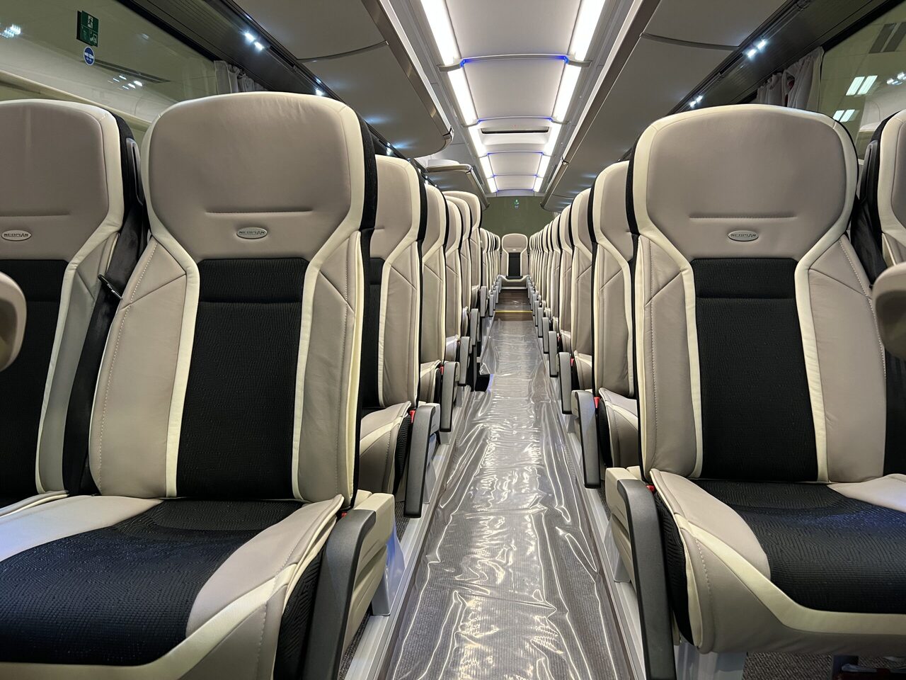 Autocar Neoplan Cityliner P15 Euro 6E V.I.P / Exclusive Class (Gräddfärgad skinnklädsel): photos 19