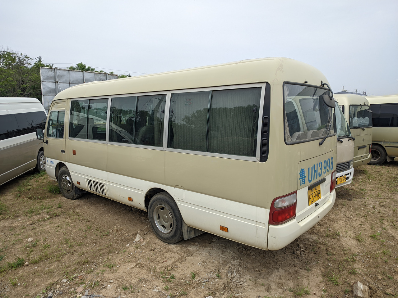 Minibus, Transport de personnes TOYOTA Coaster passenger bus: photos 4