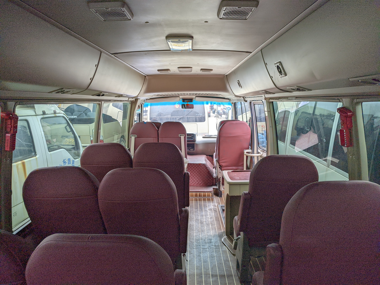 Minibus, Transport de personnes TOYOTA Coaster passenger bus 6 cylinders petro engine: photos 6