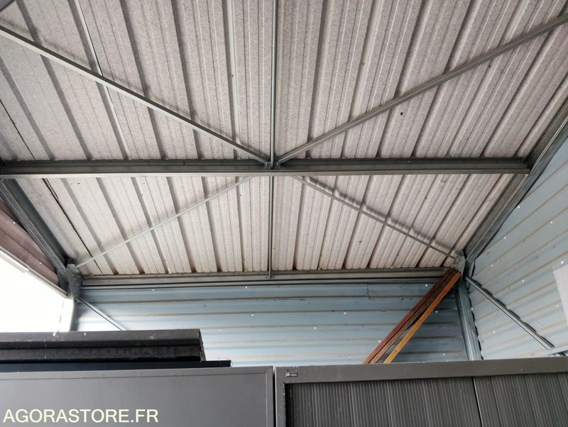 Conteneur comme habitat B7 Garage métalliques