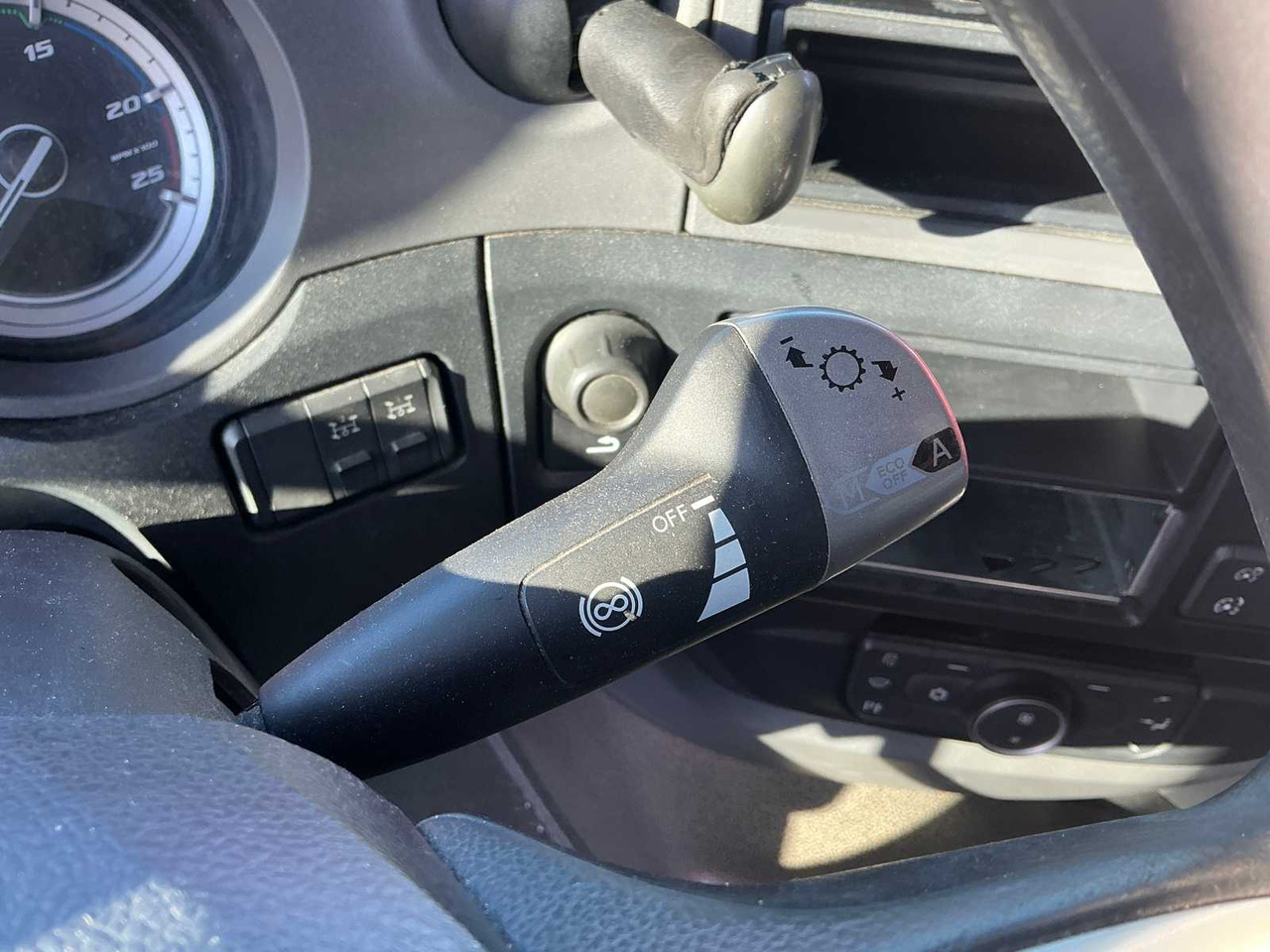 Camion 2019 DAF XF450FT TR4X2 COM KIP TRACTOR UNIT (84113-811)