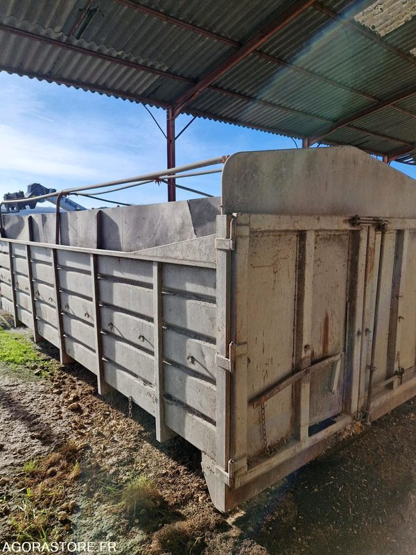 Camion Benne ampliroll céréalière 9