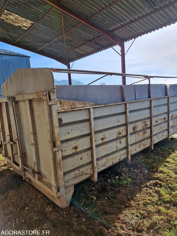 Camion Benne ampliroll céréalière 9