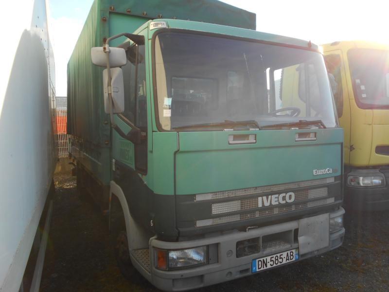 Camion à rideaux coulissants Iveco Eurocargo 75E14