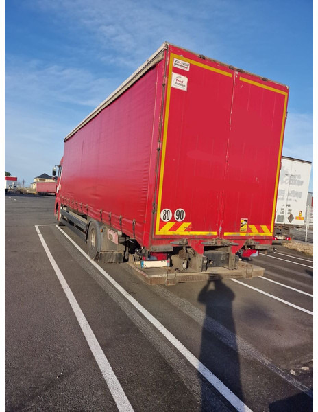 Camion à rideaux coulissants MAN 18.380