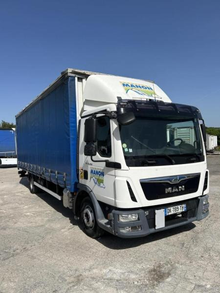 Camion à rideaux coulissants MAN TGL 12.250