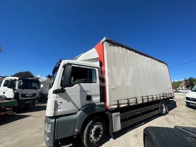 Camion à rideaux coulissants MAN TGS 18.440