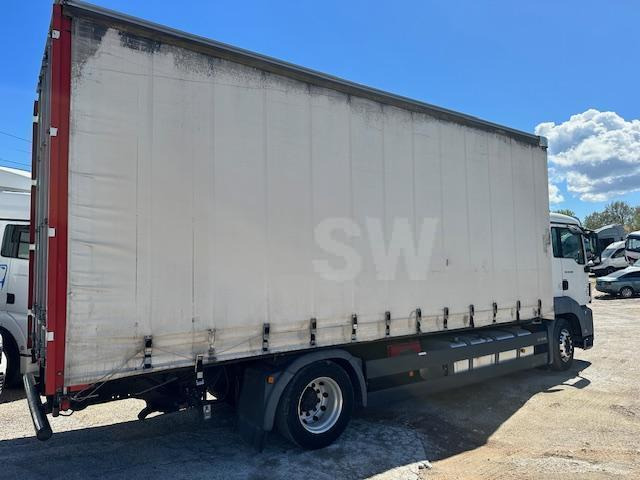 Camion à rideaux coulissants MAN TGS 18.440 SAVOYARDE