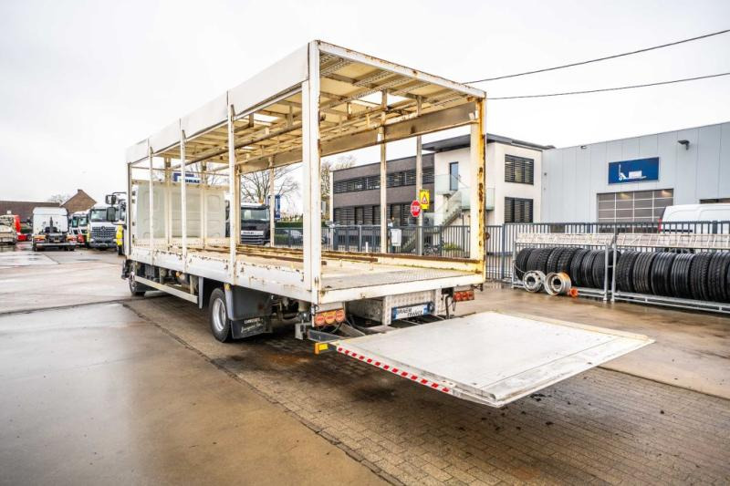 Camion à rideaux coulissants Renault MIDLUM 180 DXI (12 T)