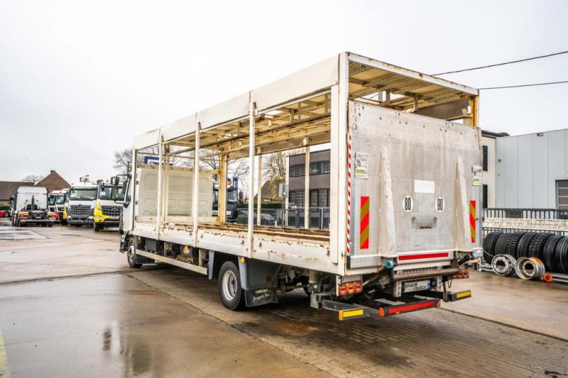 Camion à rideaux coulissants Renault MIDLUM 180 DXI (12 T)