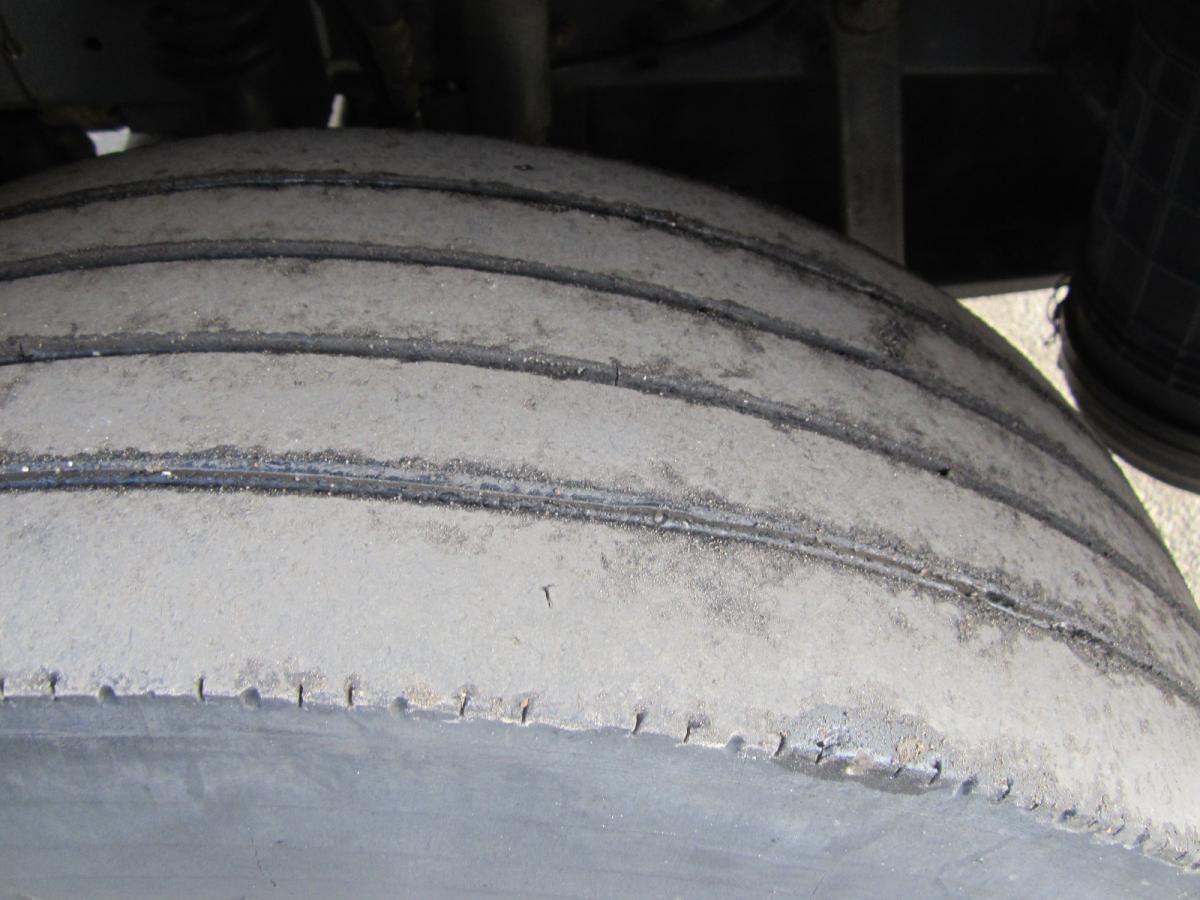 Camion à rideaux coulissants Renault Midlum 180 DCI