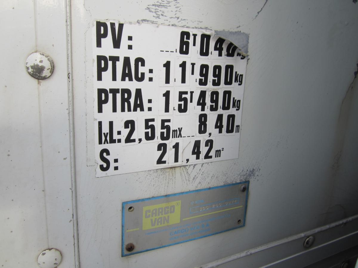 Camion à rideaux coulissants Renault Midlum 180 DCI