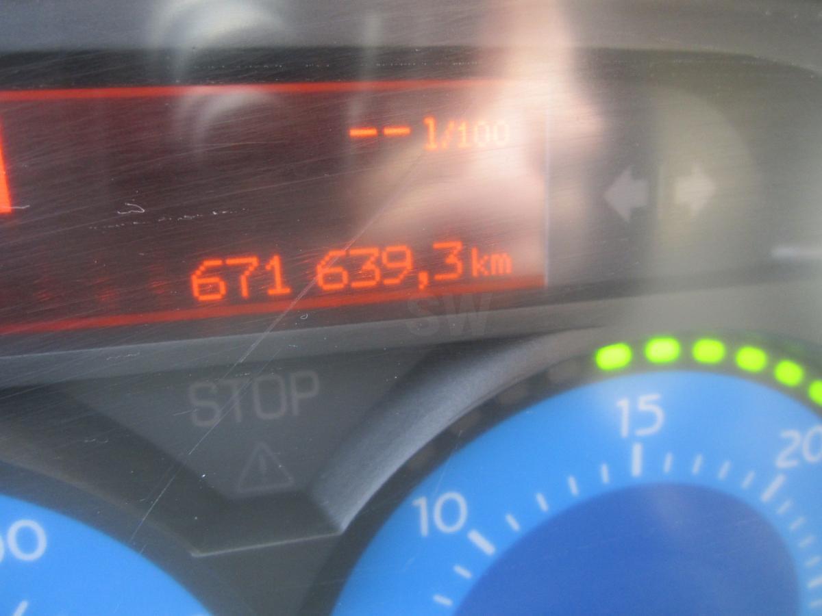 Camion à rideaux coulissants Renault Midlum 180 DCI