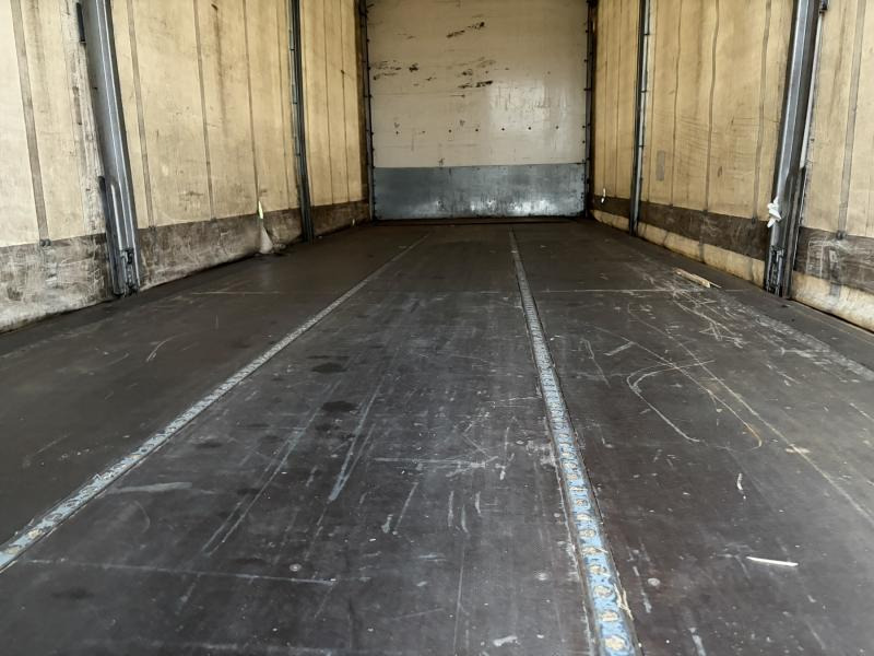 Camion à rideaux coulissants Renault Midlum 280