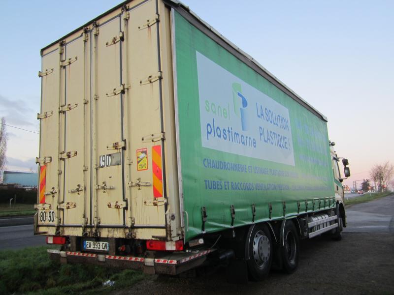 Camion à rideaux coulissants Renault Premium 370 DXI