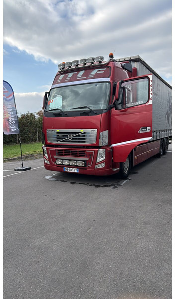 Camion à rideaux coulissants Volvo FH13 540