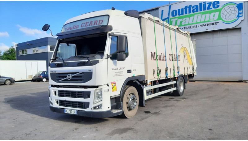 Camion à rideaux coulissants Volvo FM 370