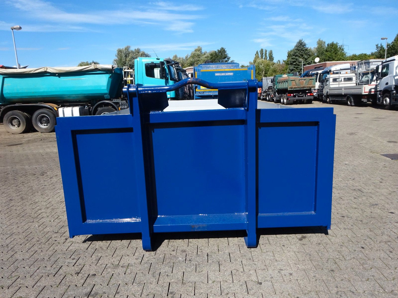 Camion ampliroll 12 cbm Abrollcontainer Pritsche