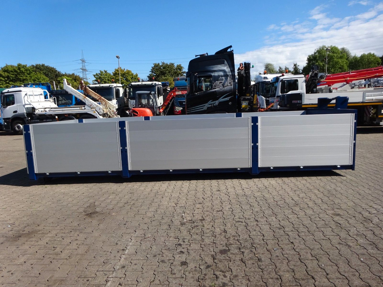 Camion ampliroll 12 cbm Abrollcontainer Pritsche