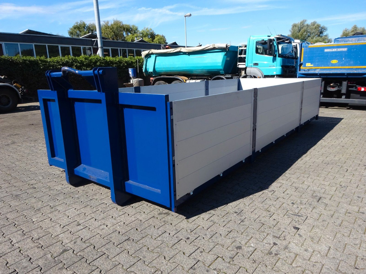 Camion ampliroll 12 cbm Abrollcontainer Pritsche