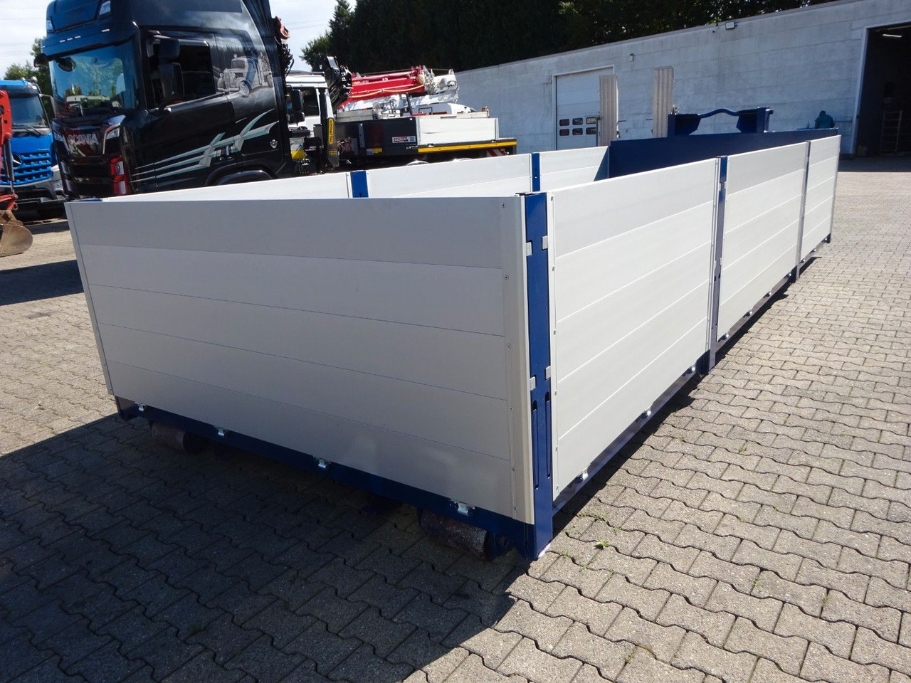 Camion ampliroll 12 cbm Abrollcontainer Pritsche