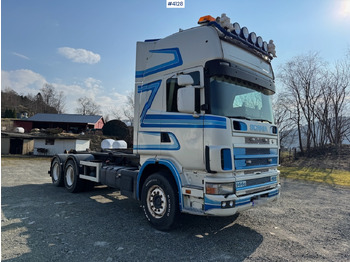 Camion ampliroll  1999 Scania R 144G Hooklift
