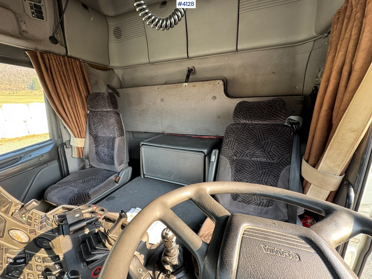 Camion ampliroll 1999 Scania R 144G Hooklift