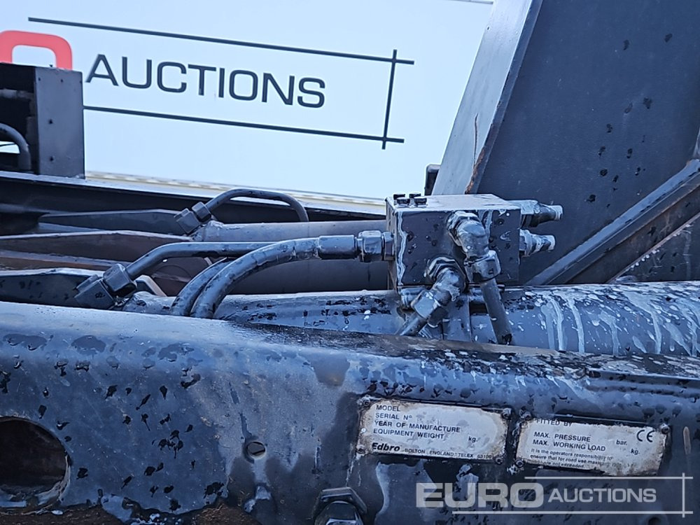 Camion ampliroll 2005 Volvo FM12 340