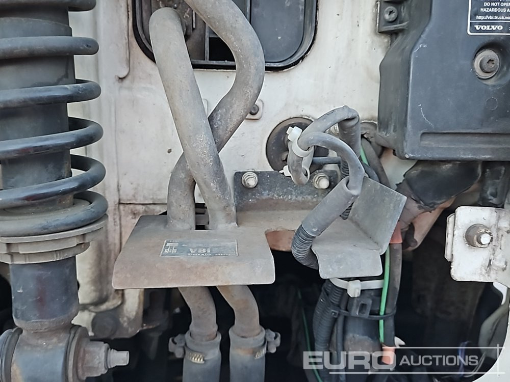 Camion ampliroll 2005 Volvo FM12 340