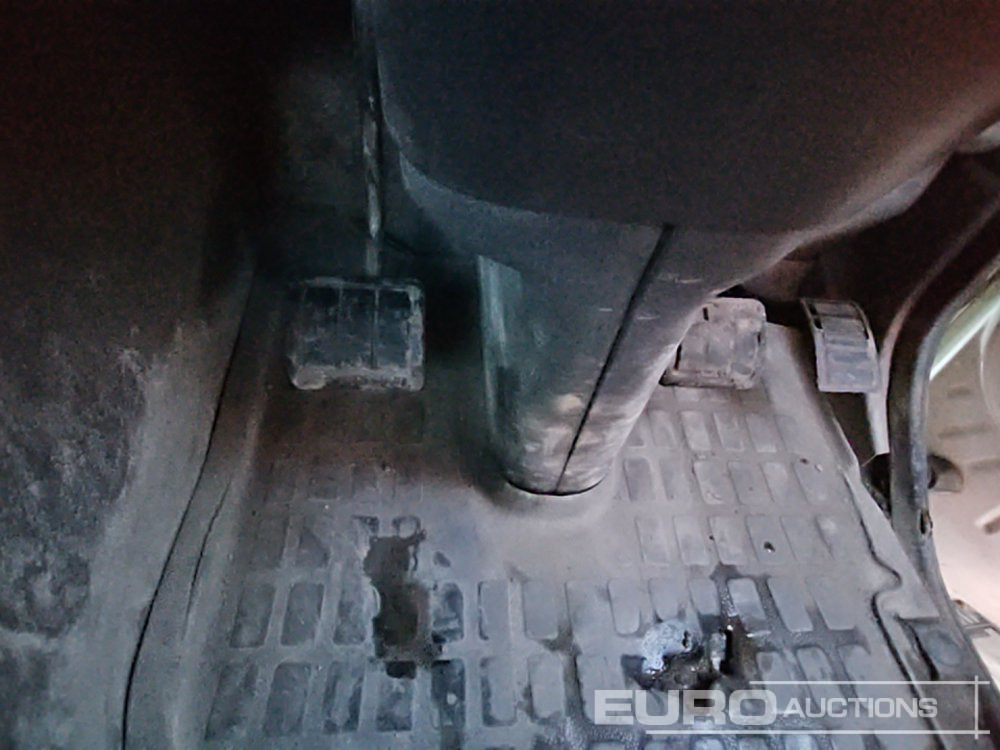 Camion ampliroll 2005 Volvo FM12 340