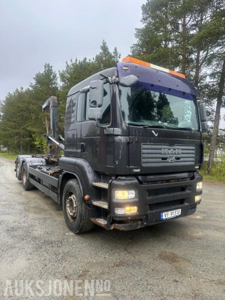 Camion ampliroll 2007 MAN TGA 26.440 6X2-2 BL