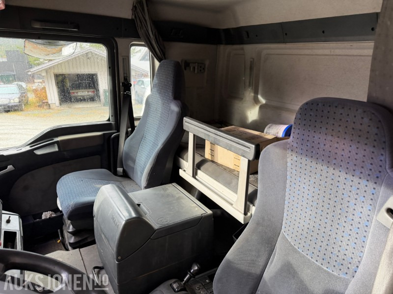 Camion ampliroll 2007 MAN TGA 26.440 6X2-2 BL