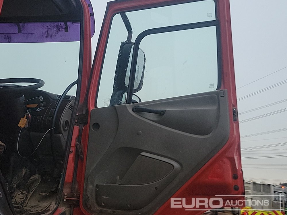 Camion ampliroll 2011 DAF 85CF-410