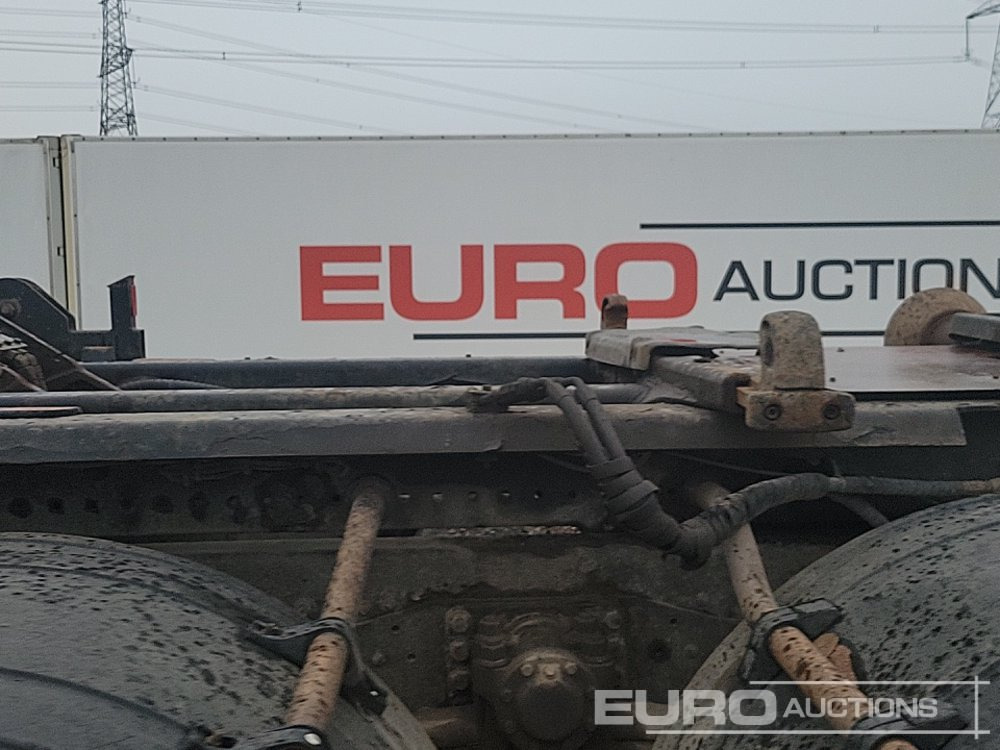 Camion ampliroll 2011 DAF 85CF-410