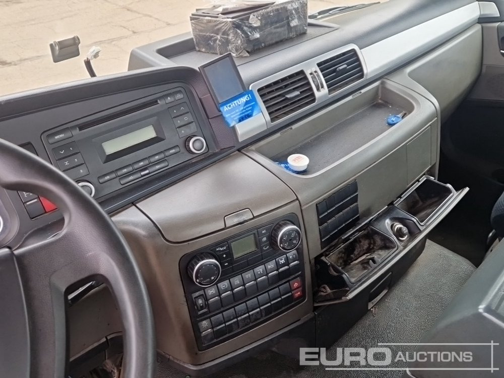 Camion ampliroll 2012 MAN TGS 26.440