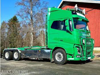 Camion ampliroll  2018 Volvo FH16 650 6x2 krokbil 20t