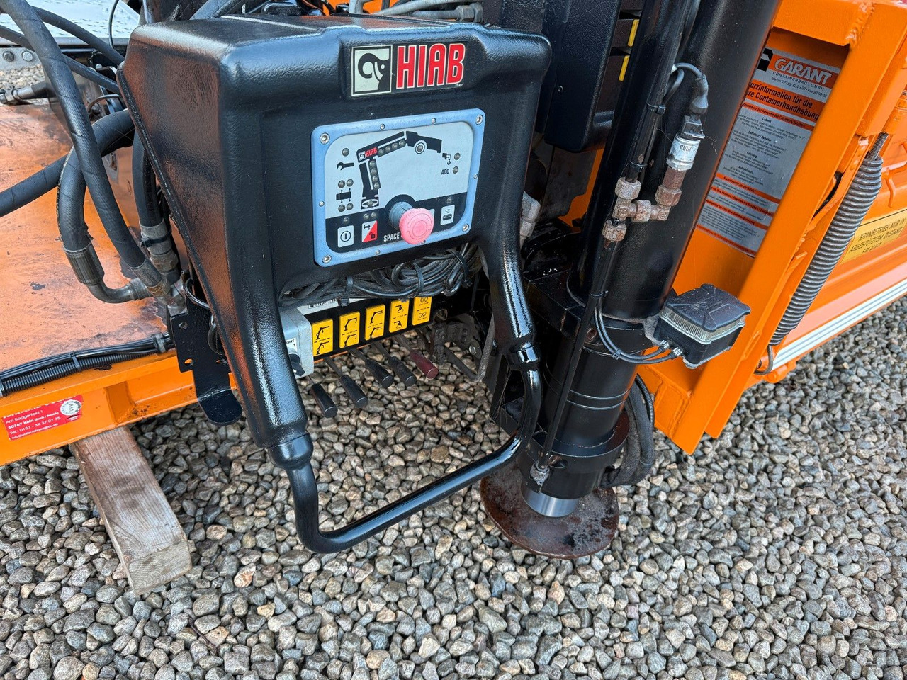 Camion ampliroll Abrollcontainer mit Hiab Kran 077 B- 3