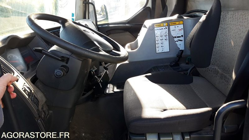 Camion ampliroll *CAMION AMPLIROLL 26T