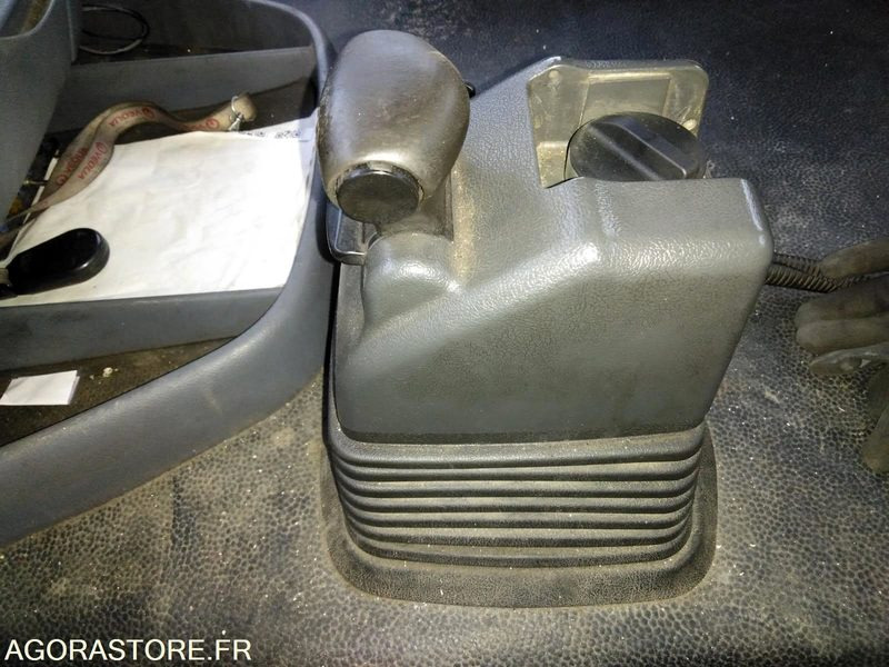 Camion ampliroll CAMION AMPLIROLL CN-524-FV