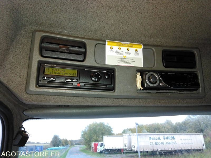 Camion ampliroll CAMION AMPLIROLL CN-524-FV