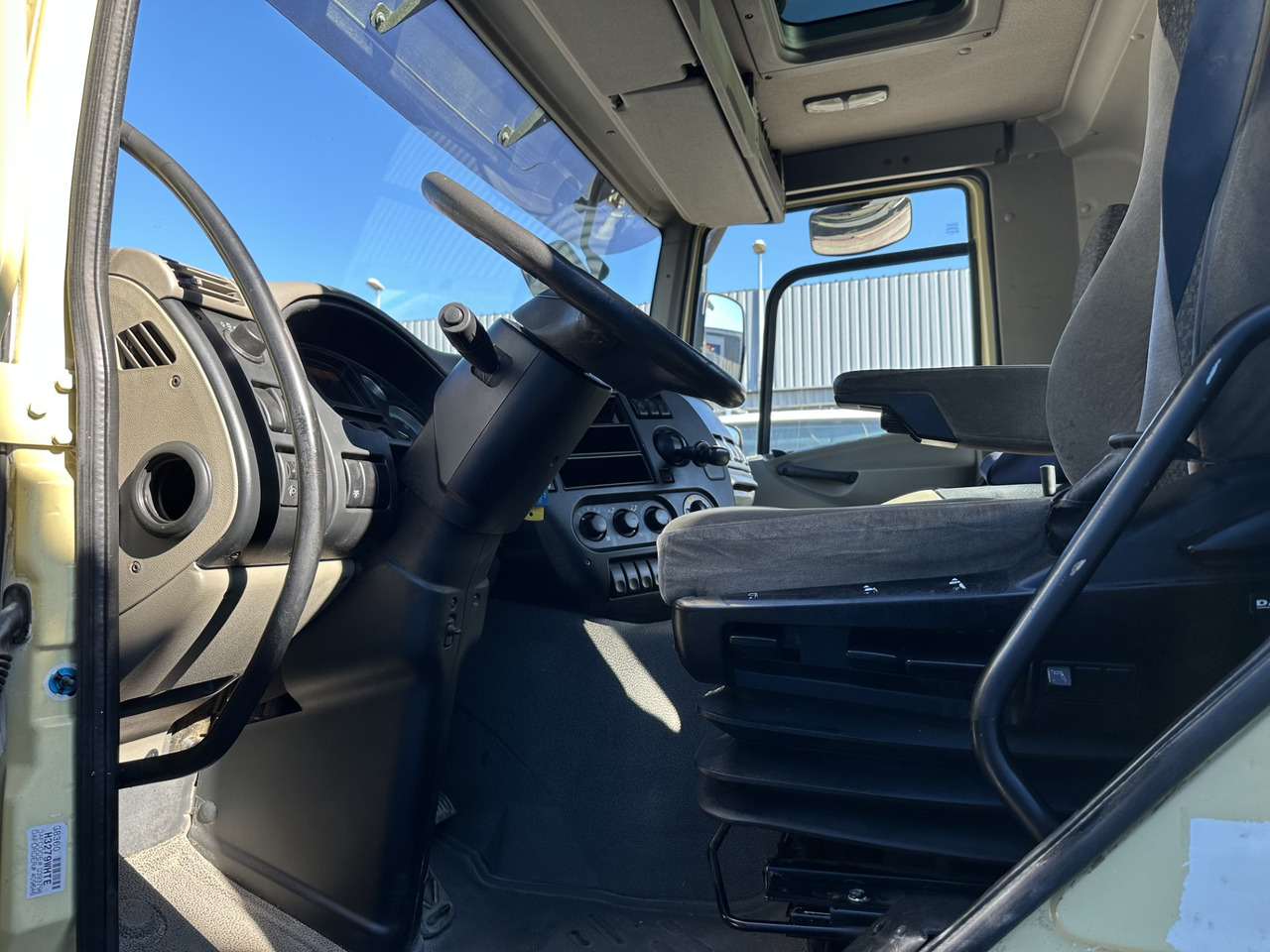 Camion ampliroll DAF